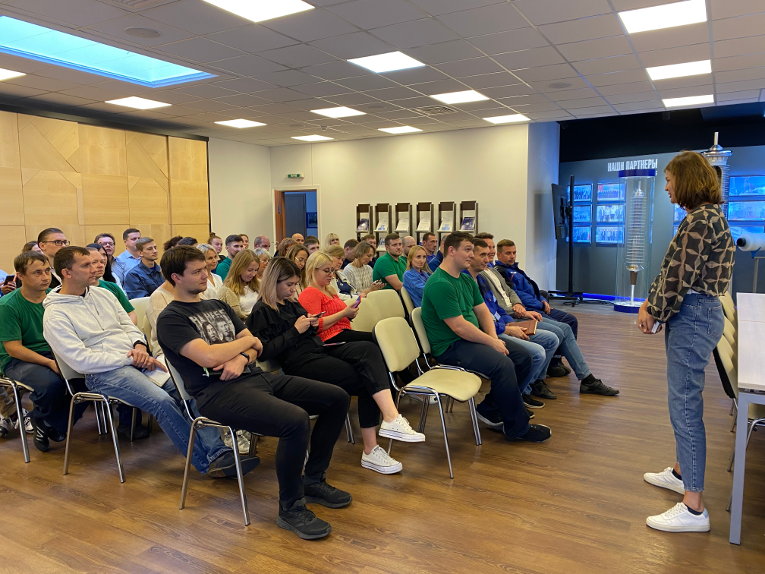 Корпоративный университет «Изолятор» приглашает всех на курсы в новом учебном году